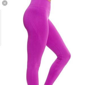 NWT Sweet Romeo Athletic/yoga/run pink  SZ S/M